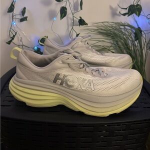 Hoka Bondi 8